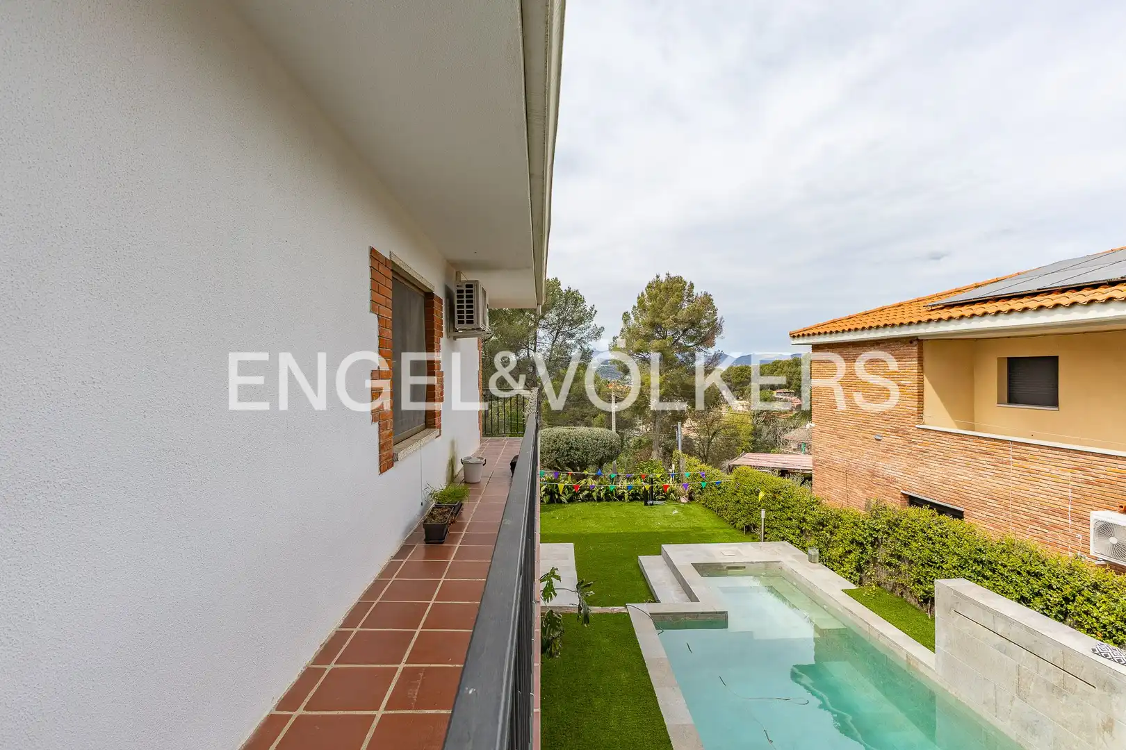 Terraza de Casa adosada en venta en Terrassa con Aire acondicionado, Calefacción y Jardín privado