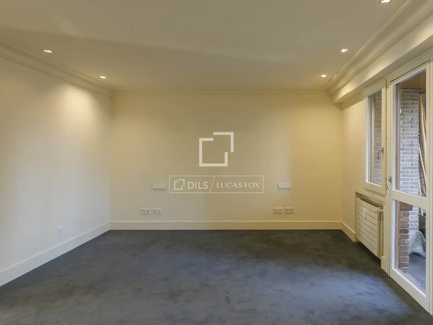 Attic for rent in Madrid  with Air Conditioner, Heating and Private garden