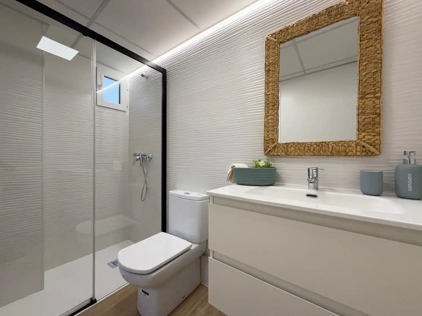 Apartament amb terrassa en venda a Avenida DE LAS OLAS, imagen 60