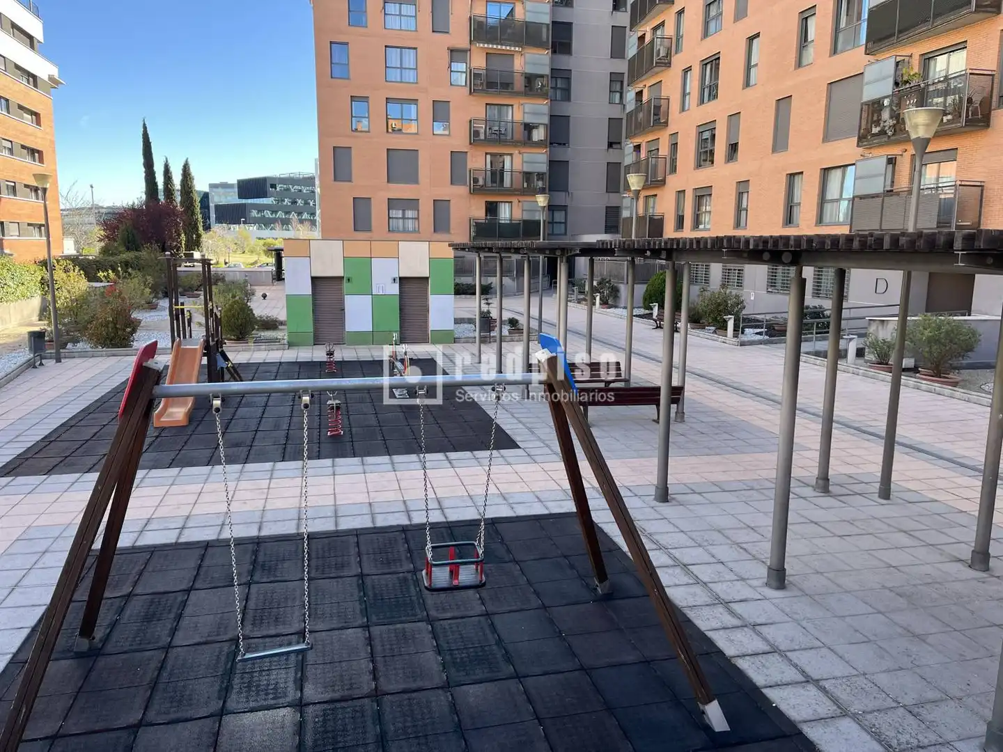 Terraza de Piso en venta en Madrid con Aire acondicionado, Calefacción y Jardín privado