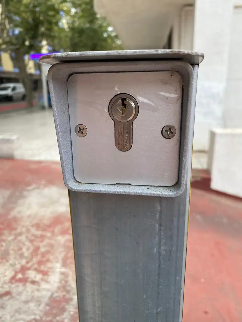 Garaje de alquiler en Carrer de Josep Carner, 16, Platja de Llevant