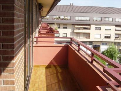 Balcony of Flat for sale in Santo Domingo de la Calzada  with Heating, Terrace and Storage room