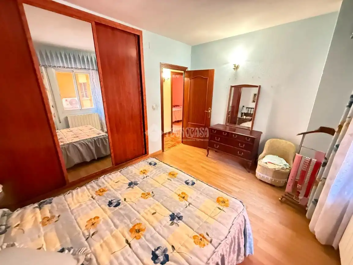 Bedroom of Flat for sale in Alcalá de Henares  with Air Conditioner and Heating