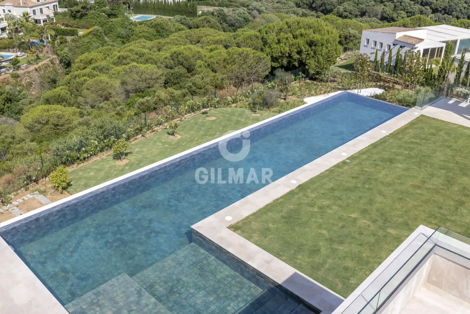 Piscina de Casa o xalet en venda en Sotogrande amb Calefacció, Jardí privat i Piscina