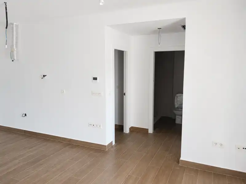 Piso en venta en Churriana de la Vega con Terraza y Trastero