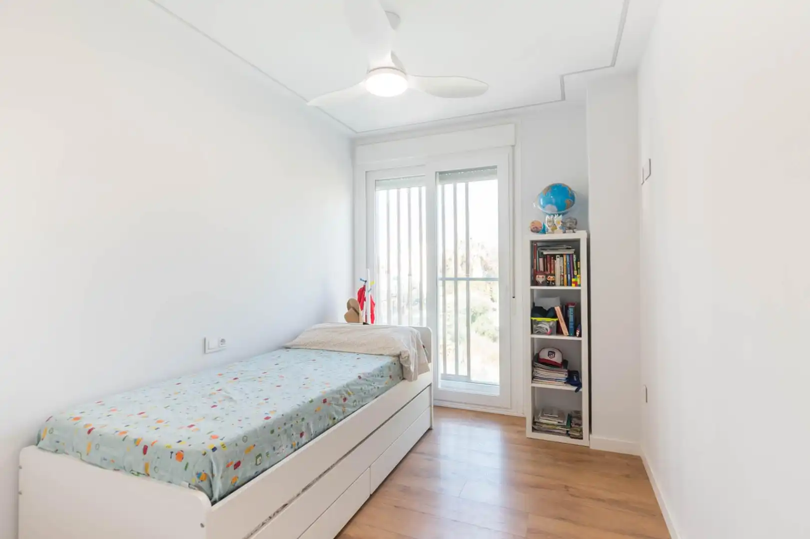 Bedroom of Flat for sale in Murcia  with Air Conditioner, Terrace and Storage room