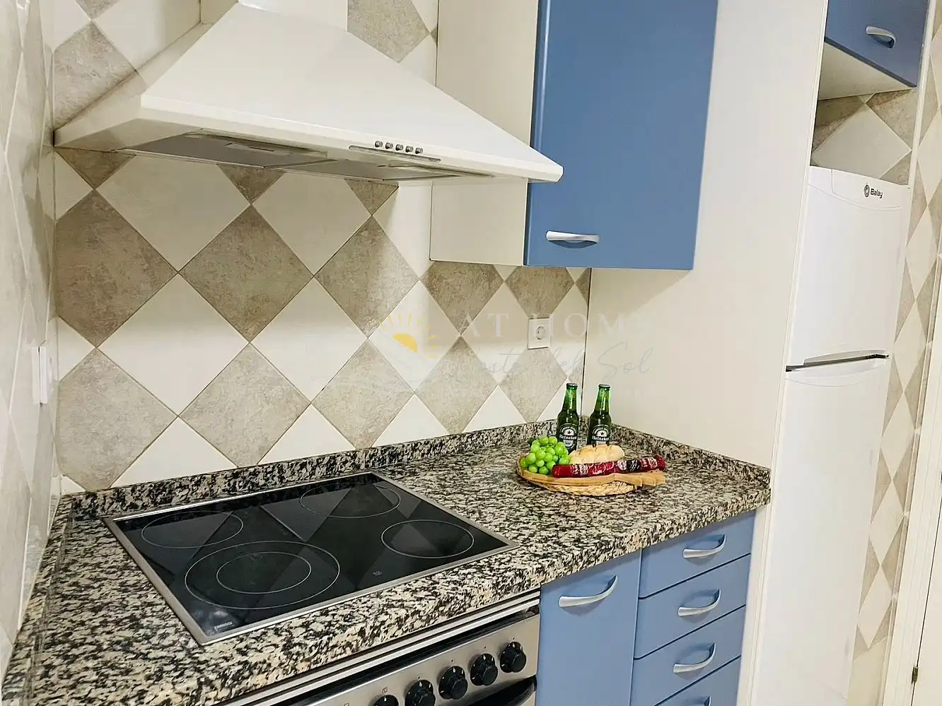 Kitchen of Apartments for sale in Marbella  with Terrace