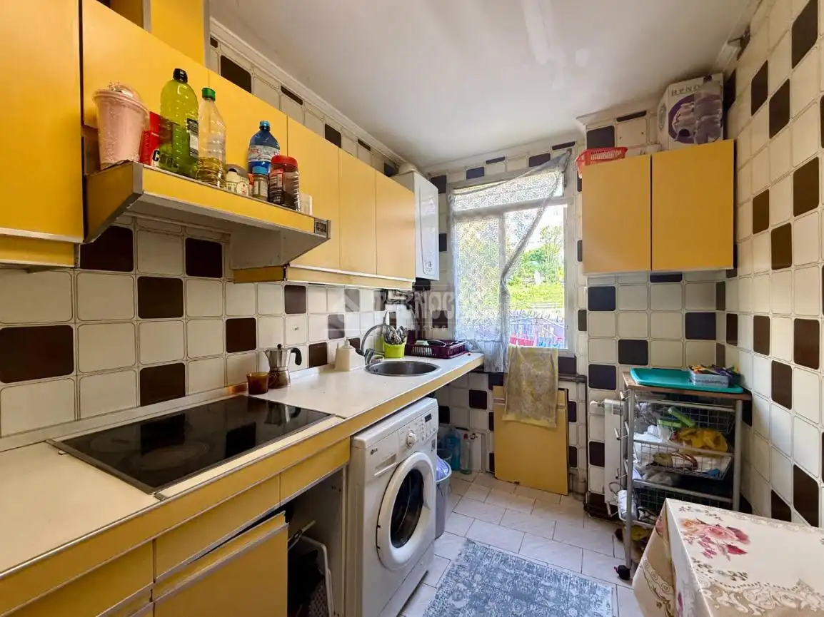 Cocina de Piso en venta en Santander con Calefacción
