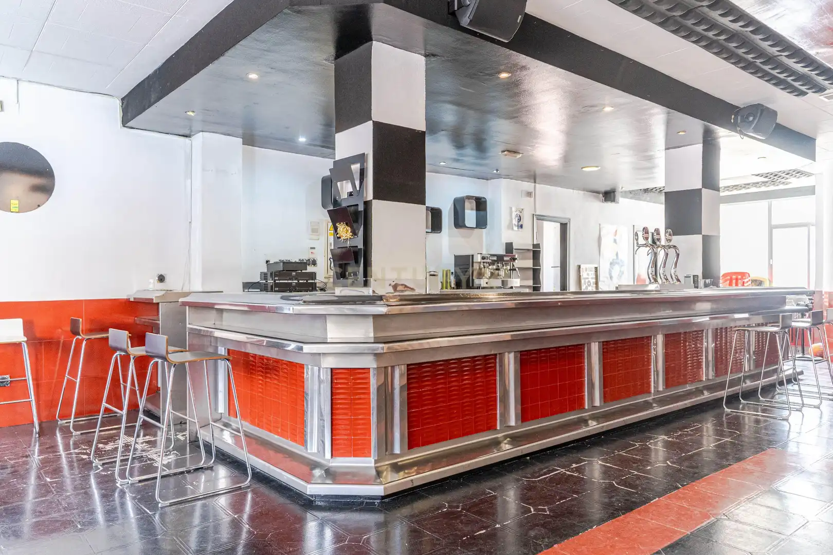 Commercial properties for rent in Íllora  with Air Conditioner