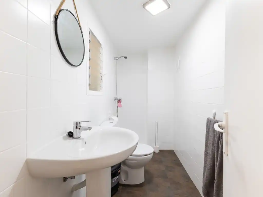 Badezimmer von Geschaftsraum zum Verkauf in La Pobla de Vallbona