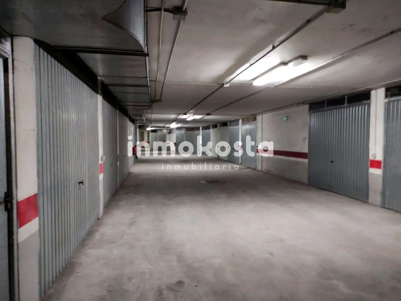 Parking of Flat for sale in L'Alfàs del Pi  with Air Conditioner, Terrace and Community pool