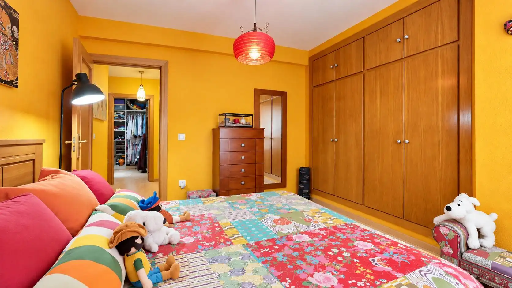 Habitación de Piso en venta en Plaza de Toros - Santa Rita