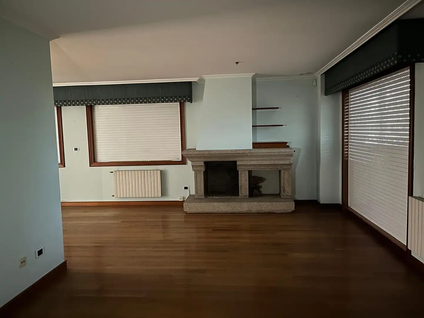 Living room of Houses for sale in Vigo   with Private garden, Terrace and Swimming Pool