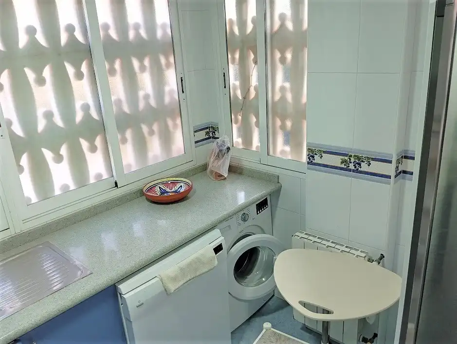 Baño de Casa o chalet de alquiler en Santa Pola con Calefacción, Terraza y Amueblado