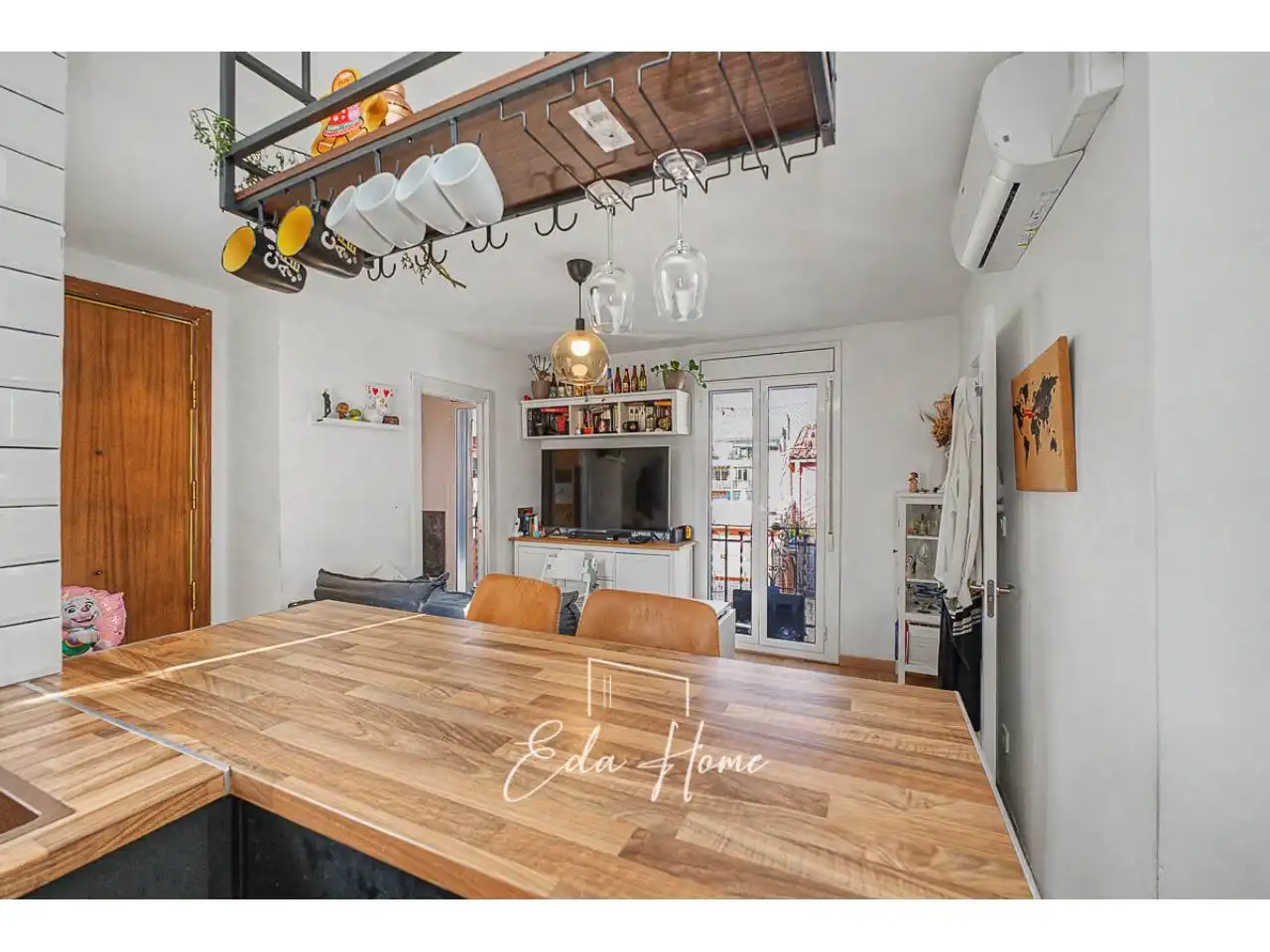 Cocina de Apartamento en venta en Barcelona