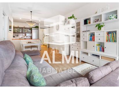 Living room of Flat for sale in  Barcelona Capital  with Air Conditioner, Heating and Parquet flooring