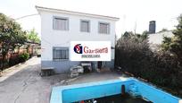 Exterior view of House or chalet for sale in Yuncos  with Heating, Private garden and Terrace