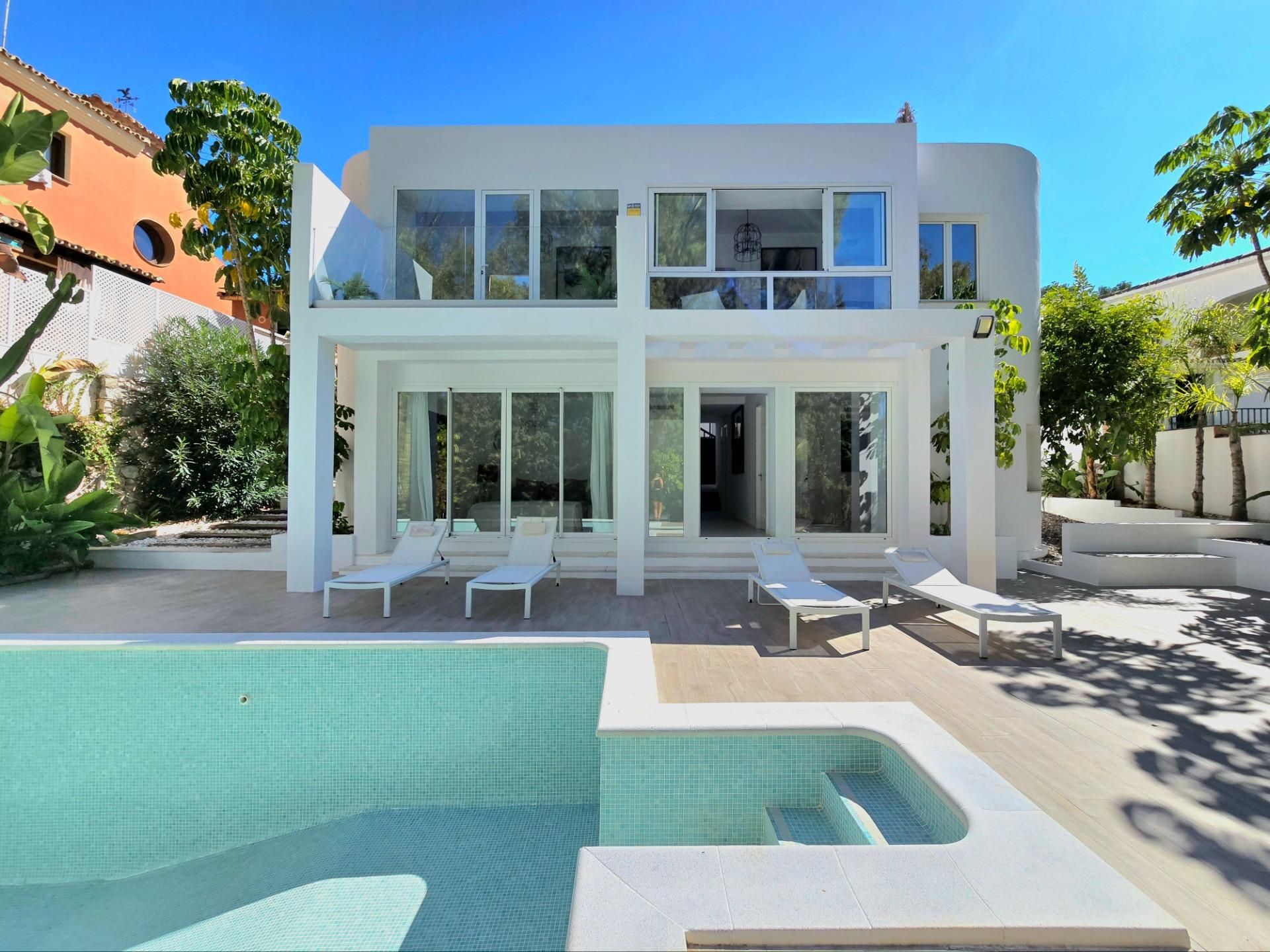 House or chalet for sale in Calle LUIS DE GONGORA-CAMPANA, 41, Las Brisas
