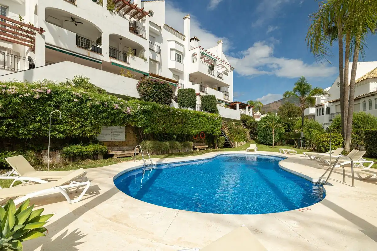 Garden of Duplexes for sale in Benahavís  with Air Conditioner, Heating and Terrace