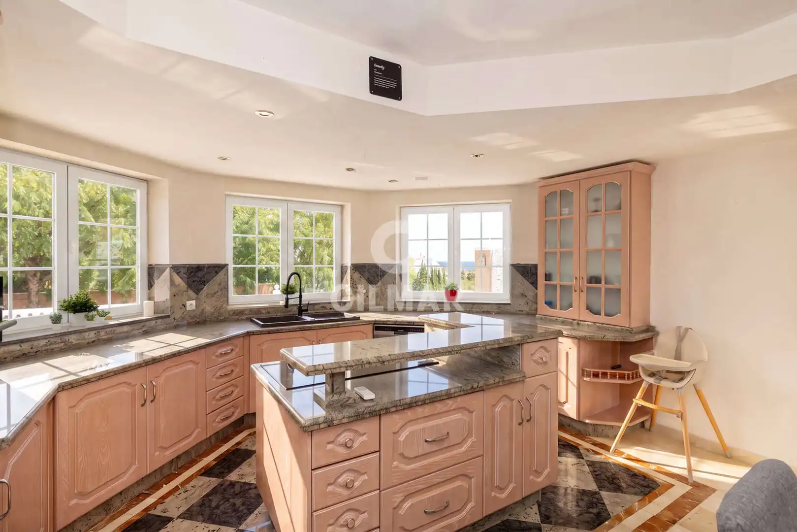 Cocina de Casa o chalet en venta en Estepona con Jardín privado y Piscina