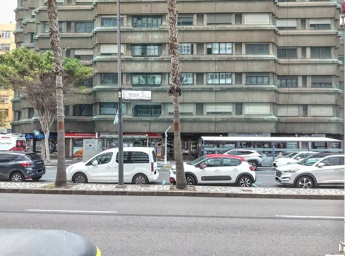 Außenansicht von Wohnung zur Miete in Las Palmas de Gran Canaria mit Terrasse und Abstellraum