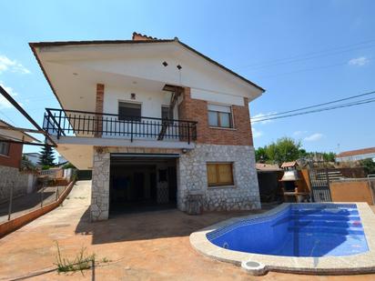 Exterior view of House or chalet for sale in Masquefa