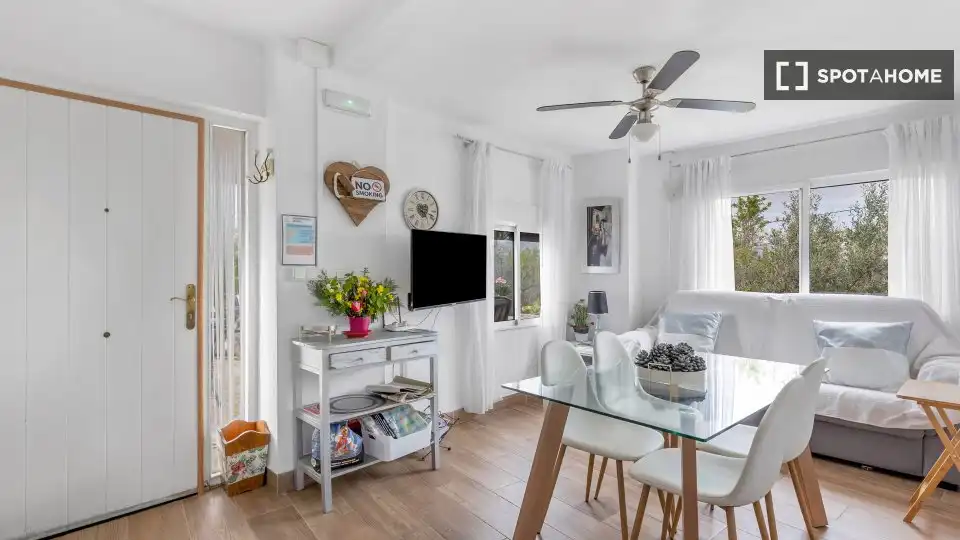 Living room of Apartments for share in Muro de Alcoy  with Air Conditioner, Terrace and Furnished