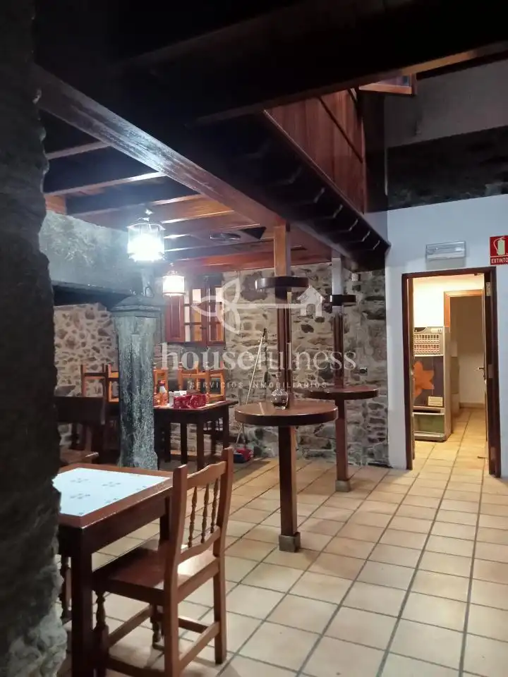Casa o chalet en venta en Narón con Calefacción, Jardín privado y Terraza