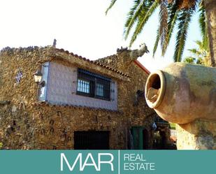 Exterior view of House or chalet for sale in Chiclana de la Frontera  with Air Conditioner, Private garden and Terrace