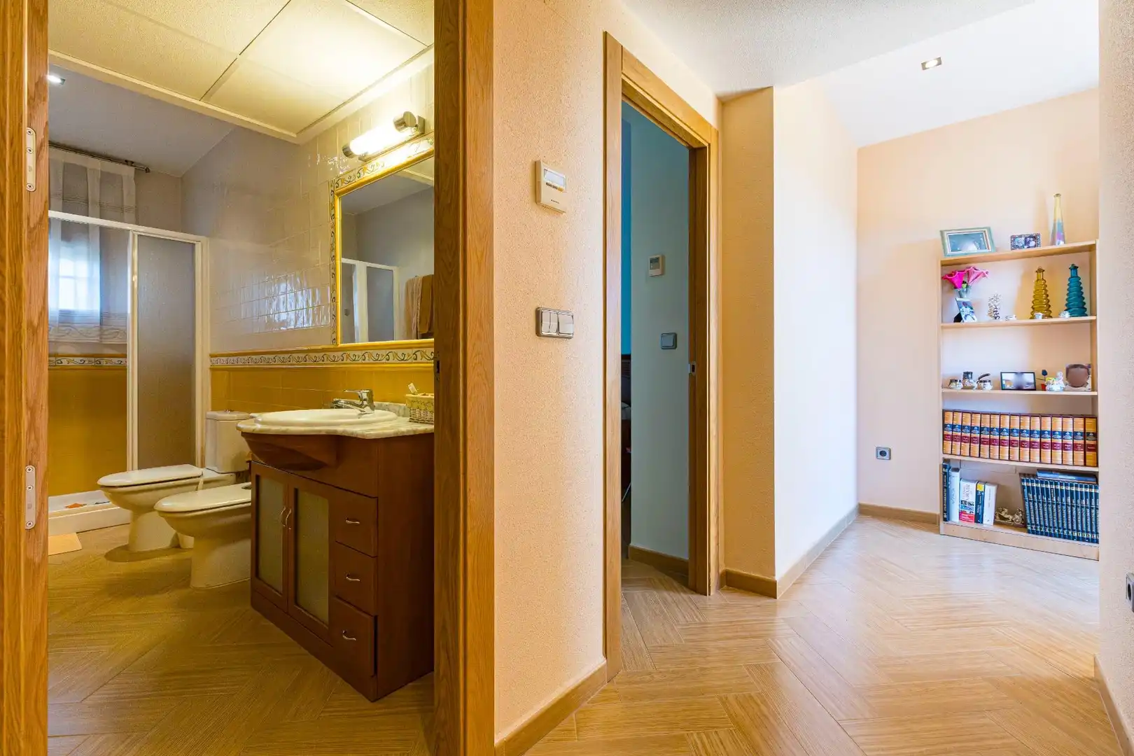 Baño de Casa o chalet en venta en Murcia con Aire acondicionado, Calefacción y Jardín privado