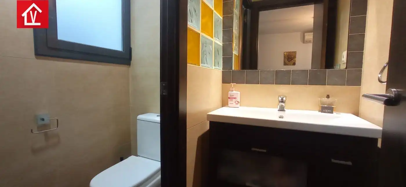 Baño de Casa o chalet en venta en Barberà del Vallès con Aire acondicionado, Calefacción y Terraza