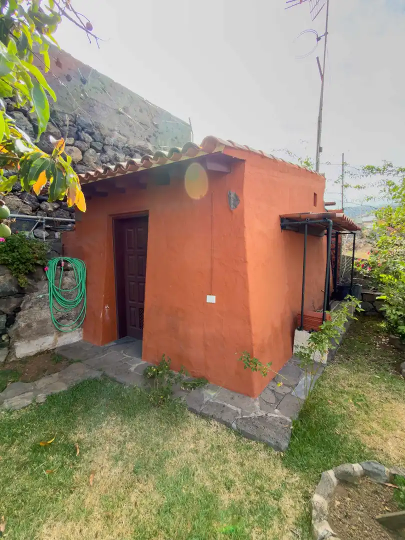 Vista exterior de Casa o xalet en venda en Icod de los Vinos