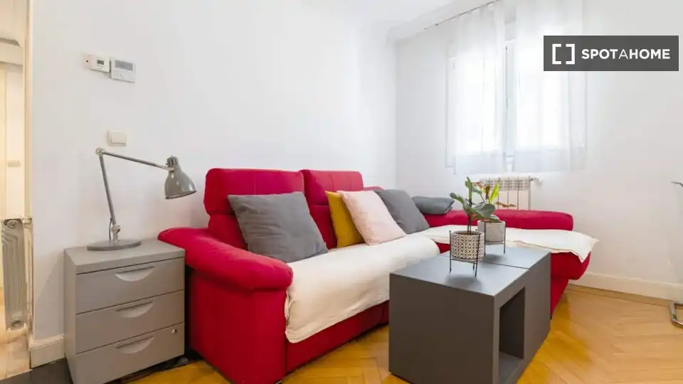 Wohnzimmer von Wohnung zur Miete in Madrid mit Klimaanlage, Heizung und Möbliert