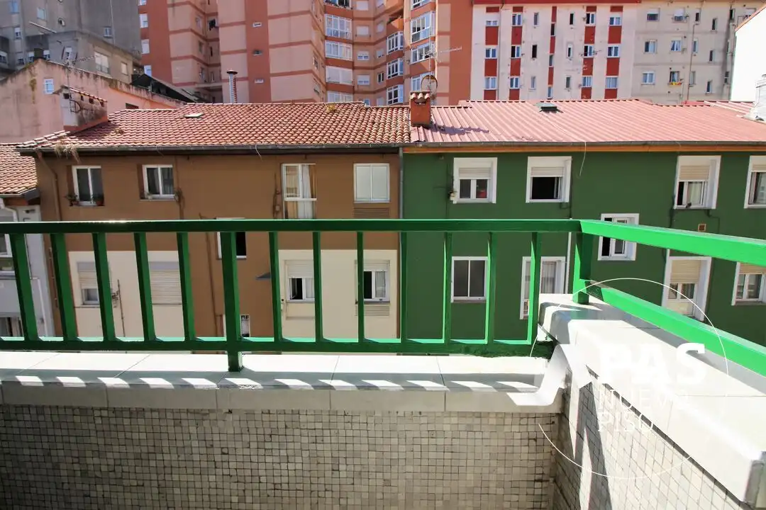 Terraza de Piso en venta en Santander con Balcón