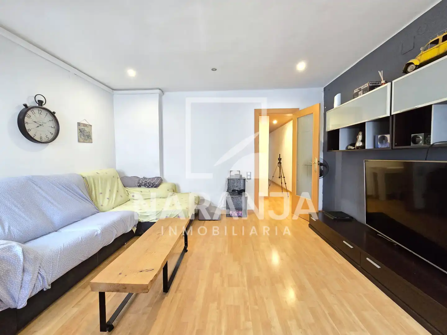 Wohnzimmer von Wohnung zum Verkauf in Santa Coloma de Gramenet mit Klimaanlage und Möbliert