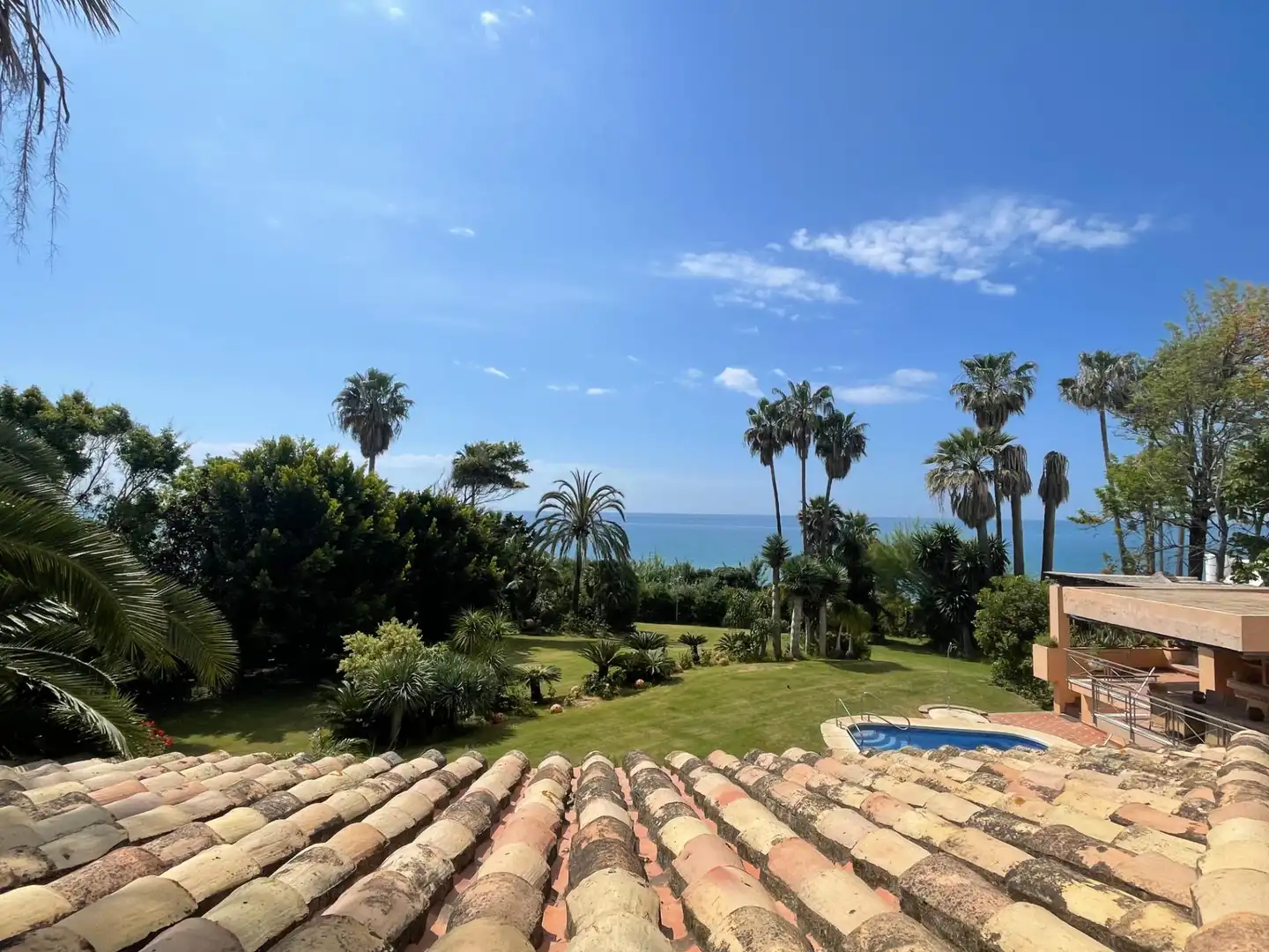 Jardí de Casa o xalet en venda en Estepona amb Aire condicionat, Terrassa i Traster