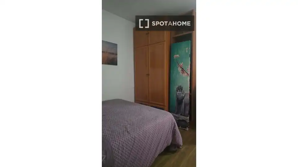 Dormitori de Estudi per a compartir en Málaga amb Aire condicionat, Terrassa i Moblat