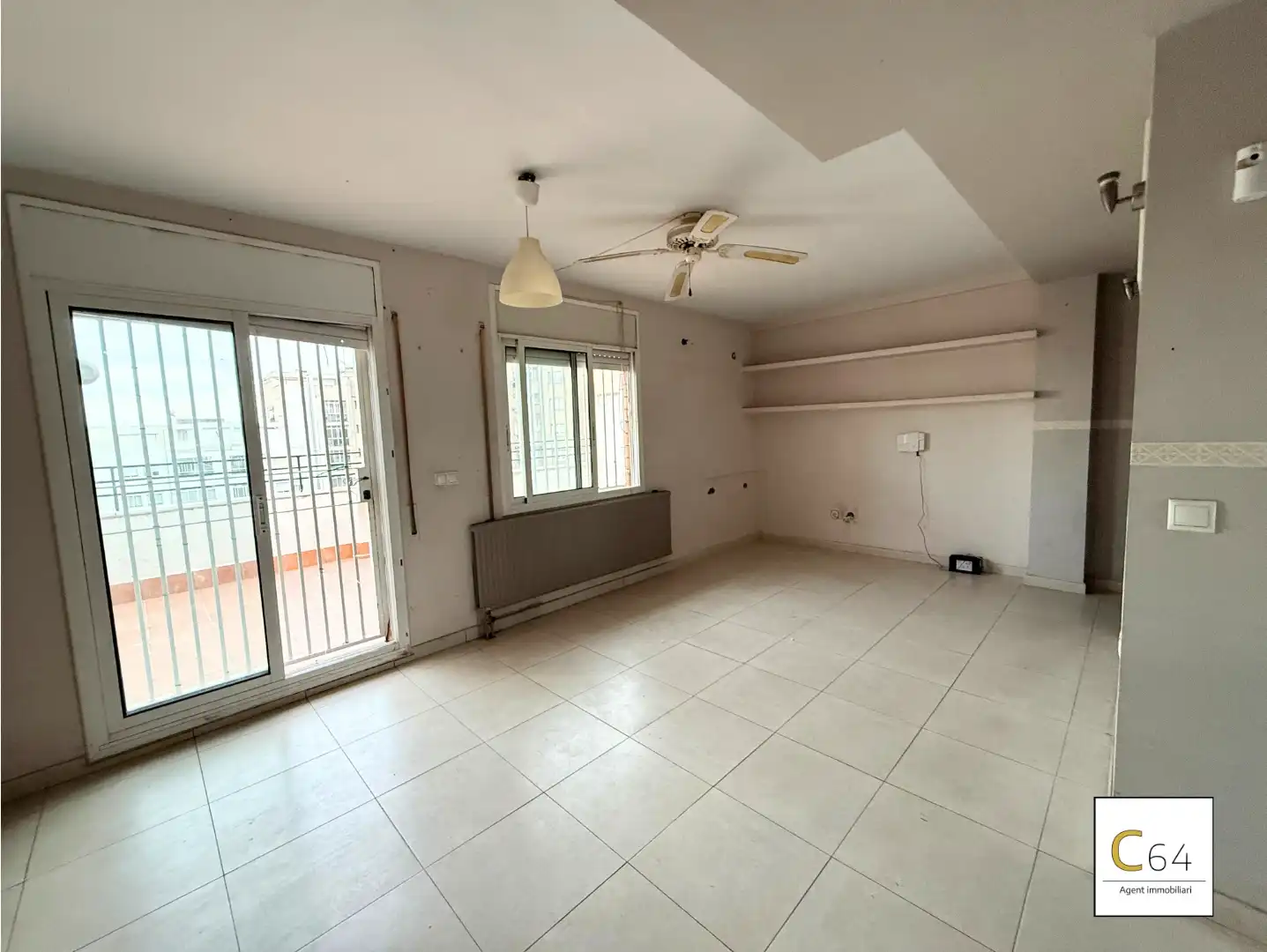 Vista exterior de Ático en venta en Reus con Terraza