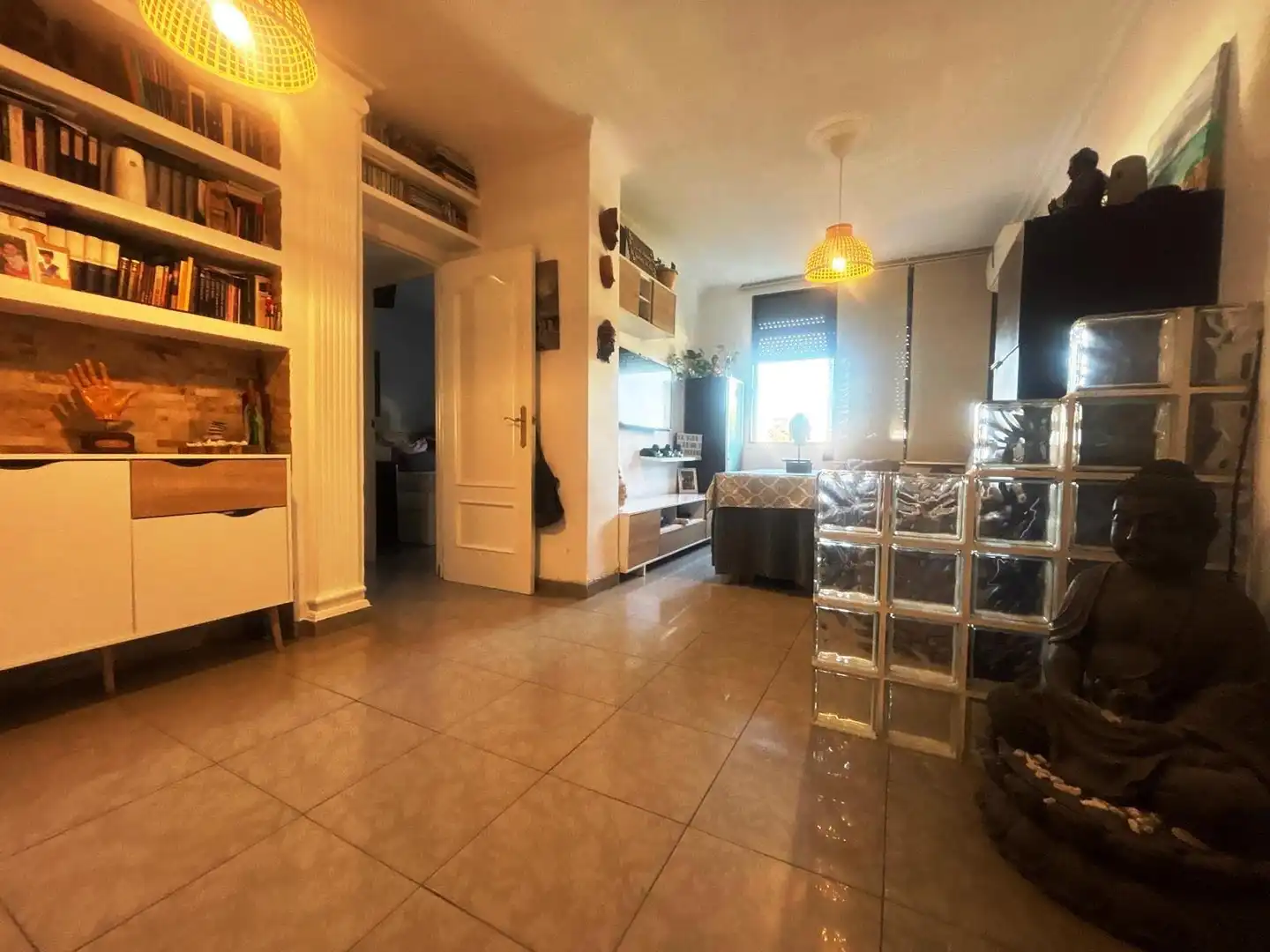 Küche von Wohnung zum Verkauf in Gines mit Klimaanlage und Gemeinschaftspool