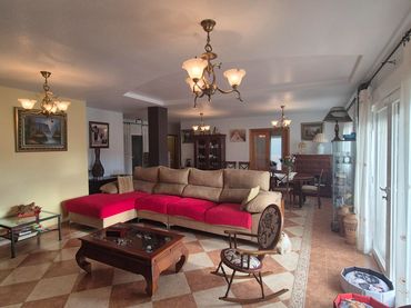 Villa avec balcon à vendre à Urbanización los Geraneos