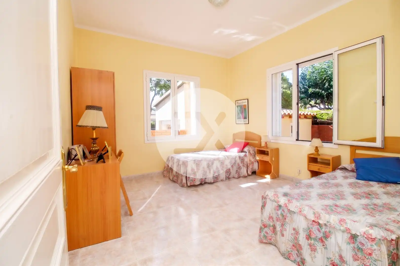 Dormitori de Casa o xalet en venda en Castelldefels amb Jardí privat i Terrassa