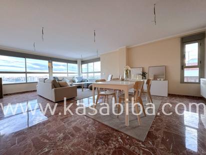Living room of Flat for sale in Manises  with Air Conditioner, Heating and Storage room