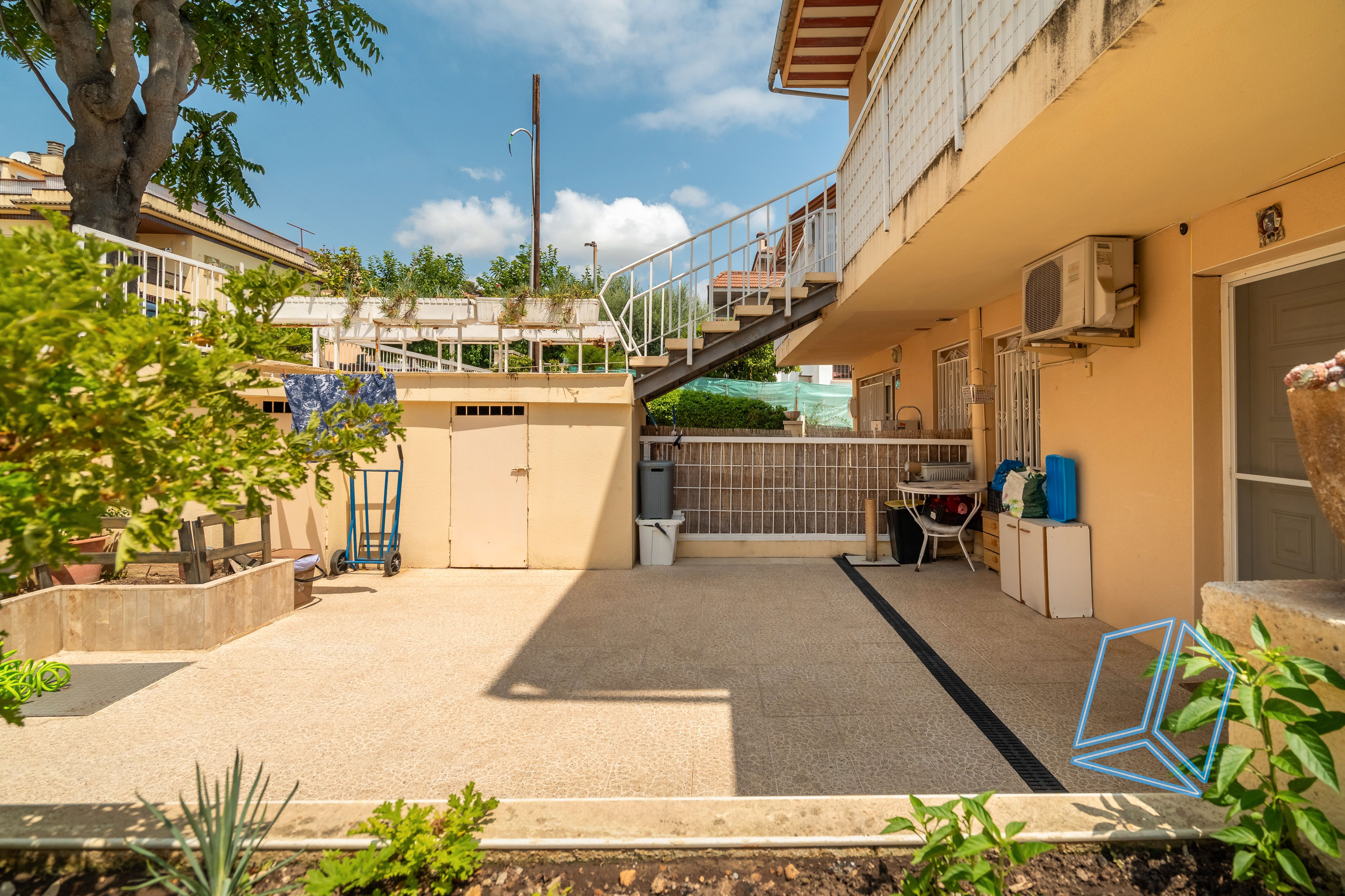 Vista exterior de Pis en venda en Calafell amb Calefacció i Terrassa