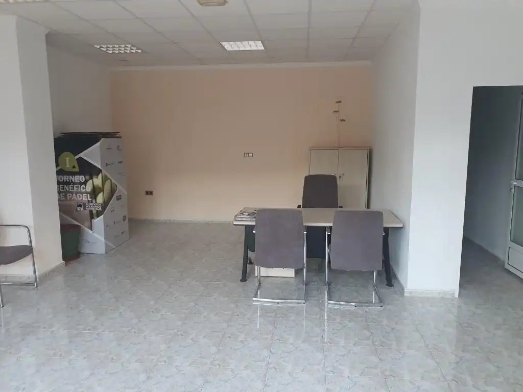 Gewerbefläche zum Verkauf in Calle Capitán García Gea, imagen 5