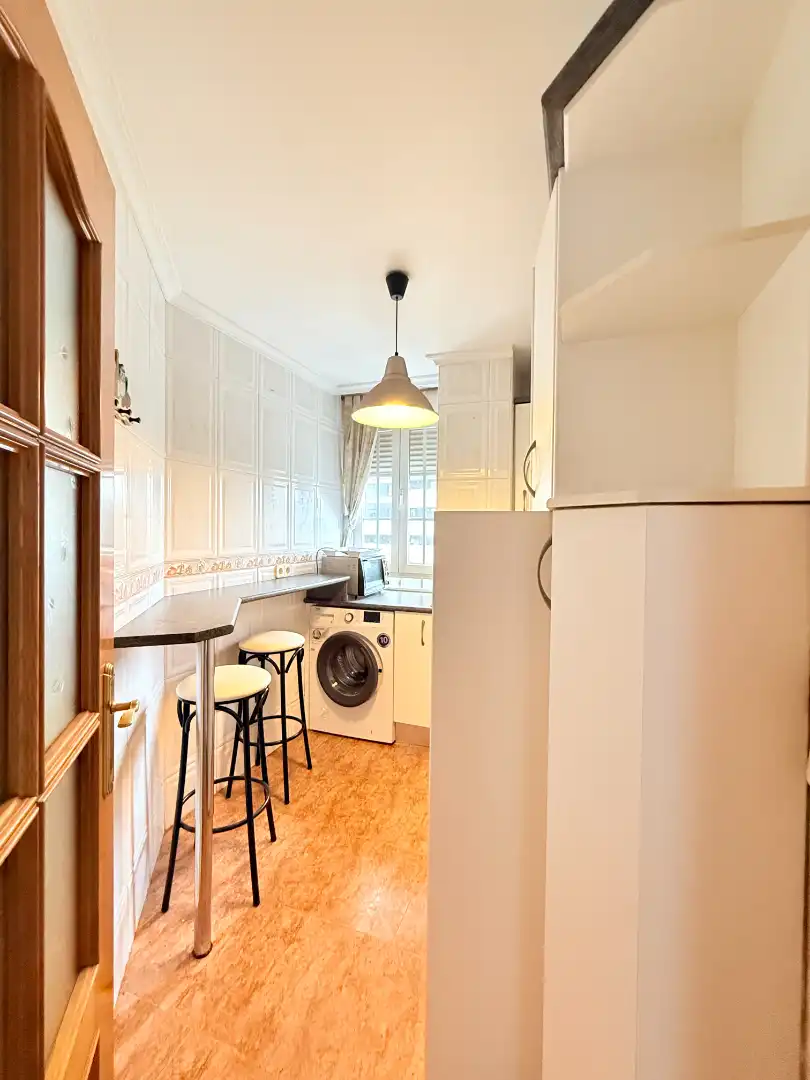 Küche von Wohnung zur Miete in Madrid mit Heizung, Möbliert und Waschmaschine