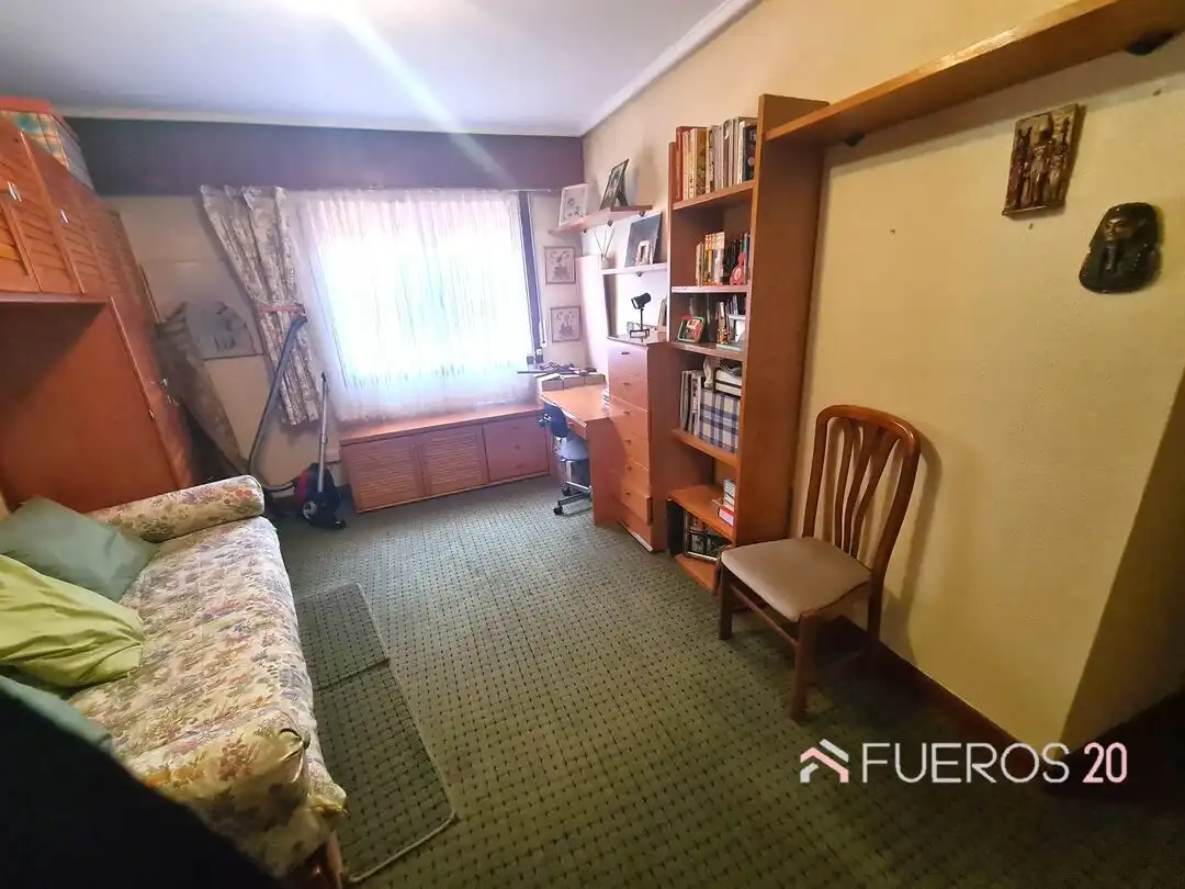 Sala de estar de Piso en venta en Barakaldo  con Calefacción, Terraza y Trastero