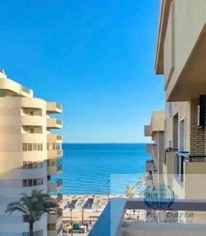Piso con piscina en venta en Maritimo Rey de Espana