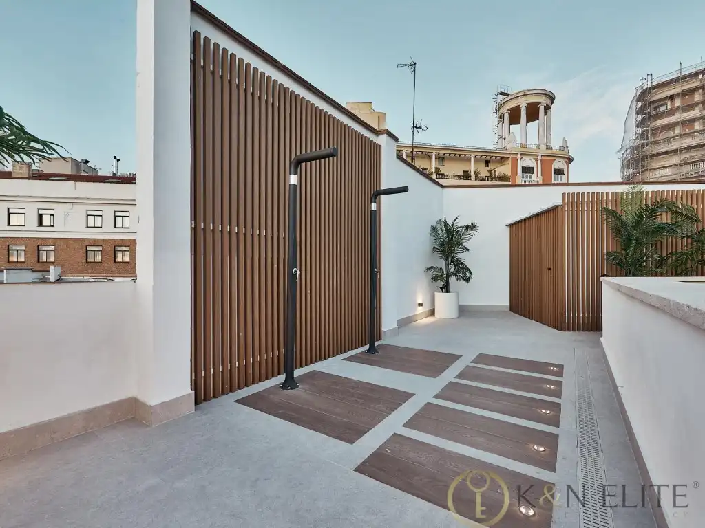 Terrace of Attic for sale in Madrid  with Air Conditioner, Terrace and Swimming Pool