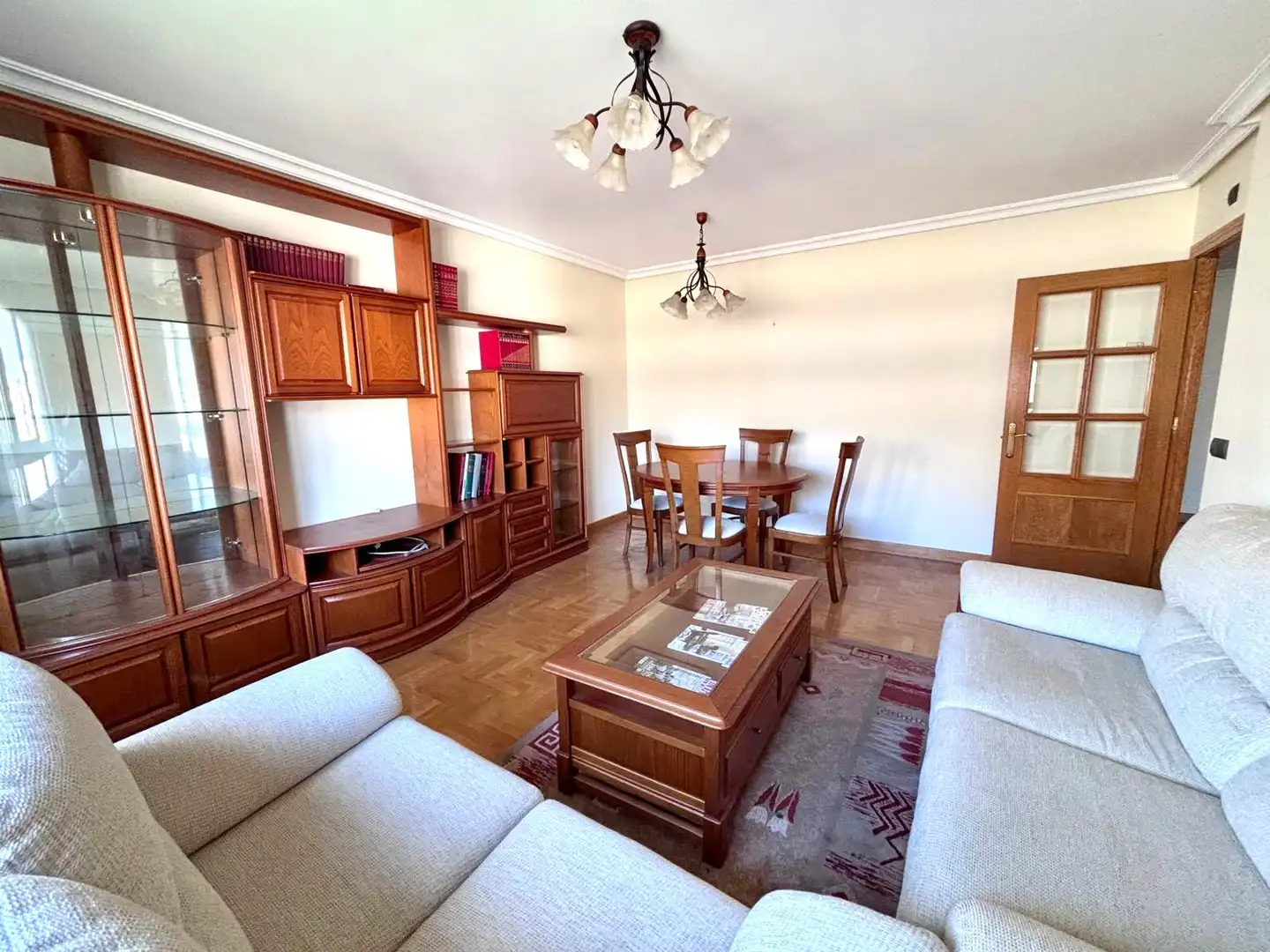 Sala de estar de Piso en venta en Gijón  con Calefacción, Parquet y Terraza