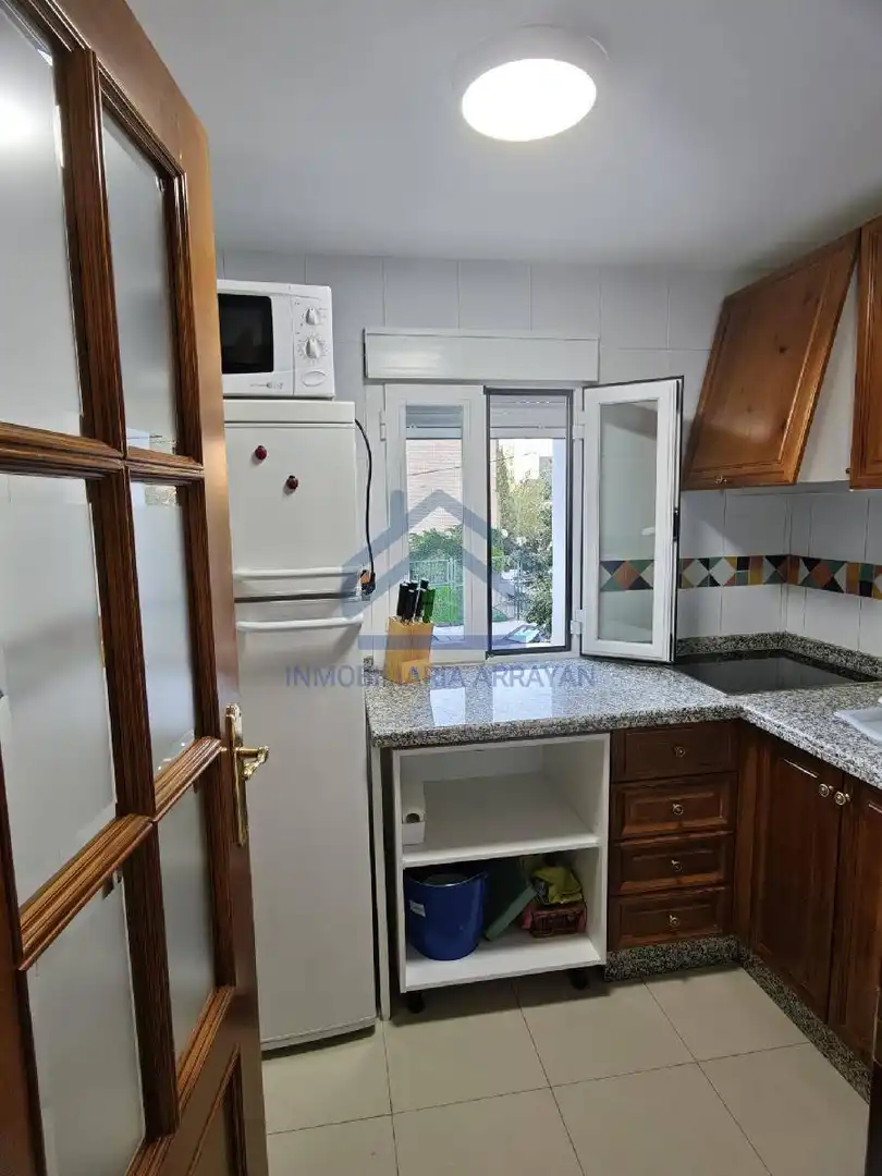 Cocina de Piso de alquiler en Granada con Aire acondicionado y Amueblado